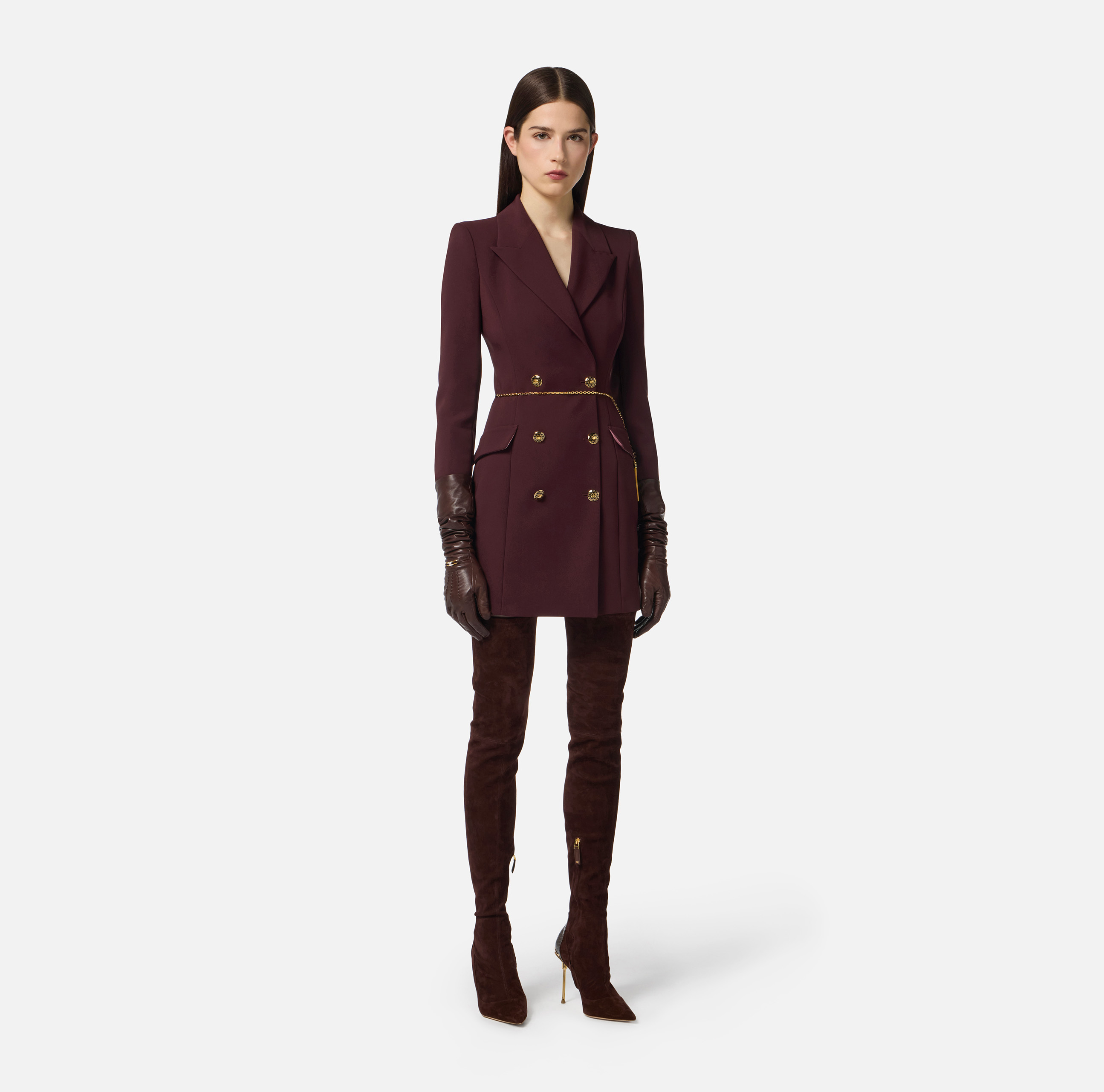 Dress in lightweight crêpe fabric with jewel chain