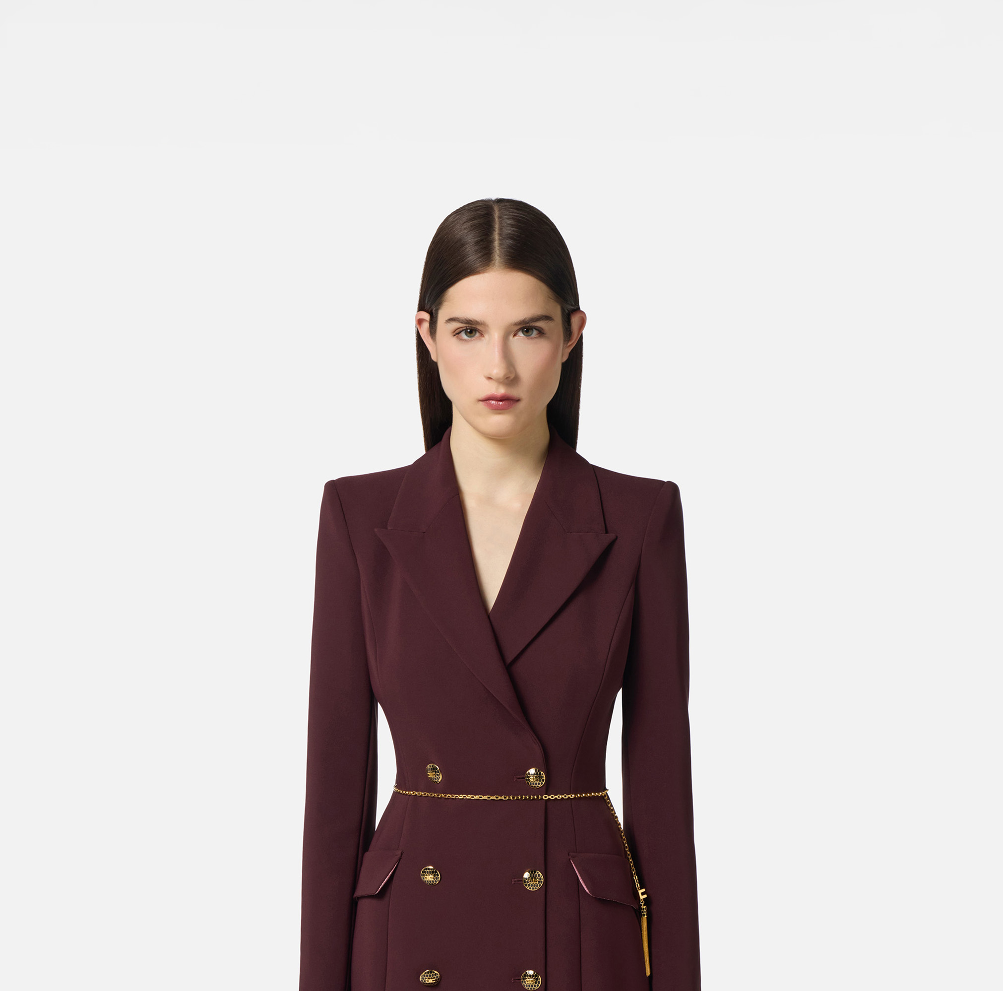 Dress in lightweight crêpe fabric with jewel chain