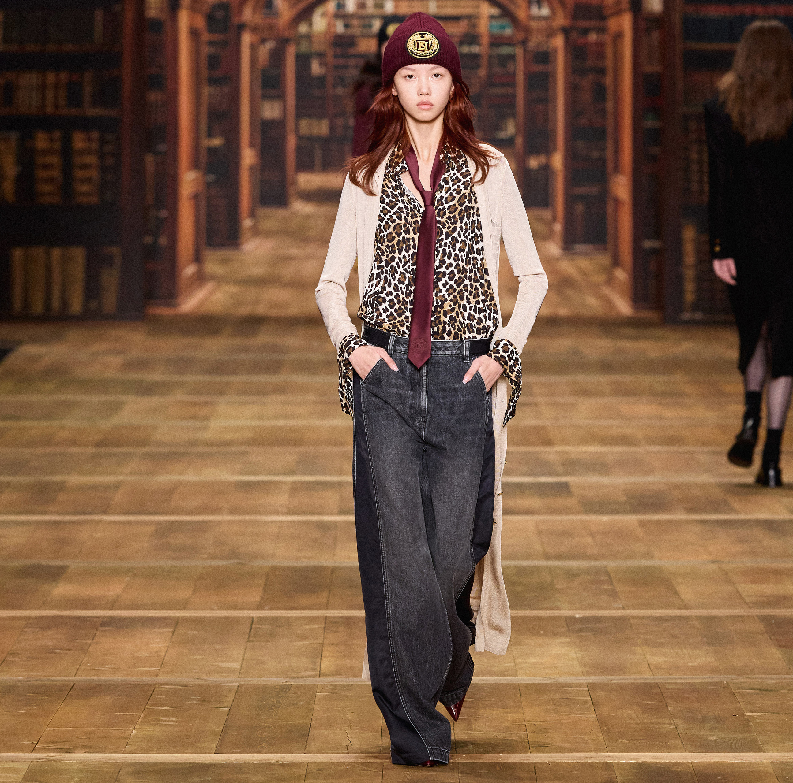ELISABETTA FRANCHI ショートパンツ ハイウエスト ホワイト
