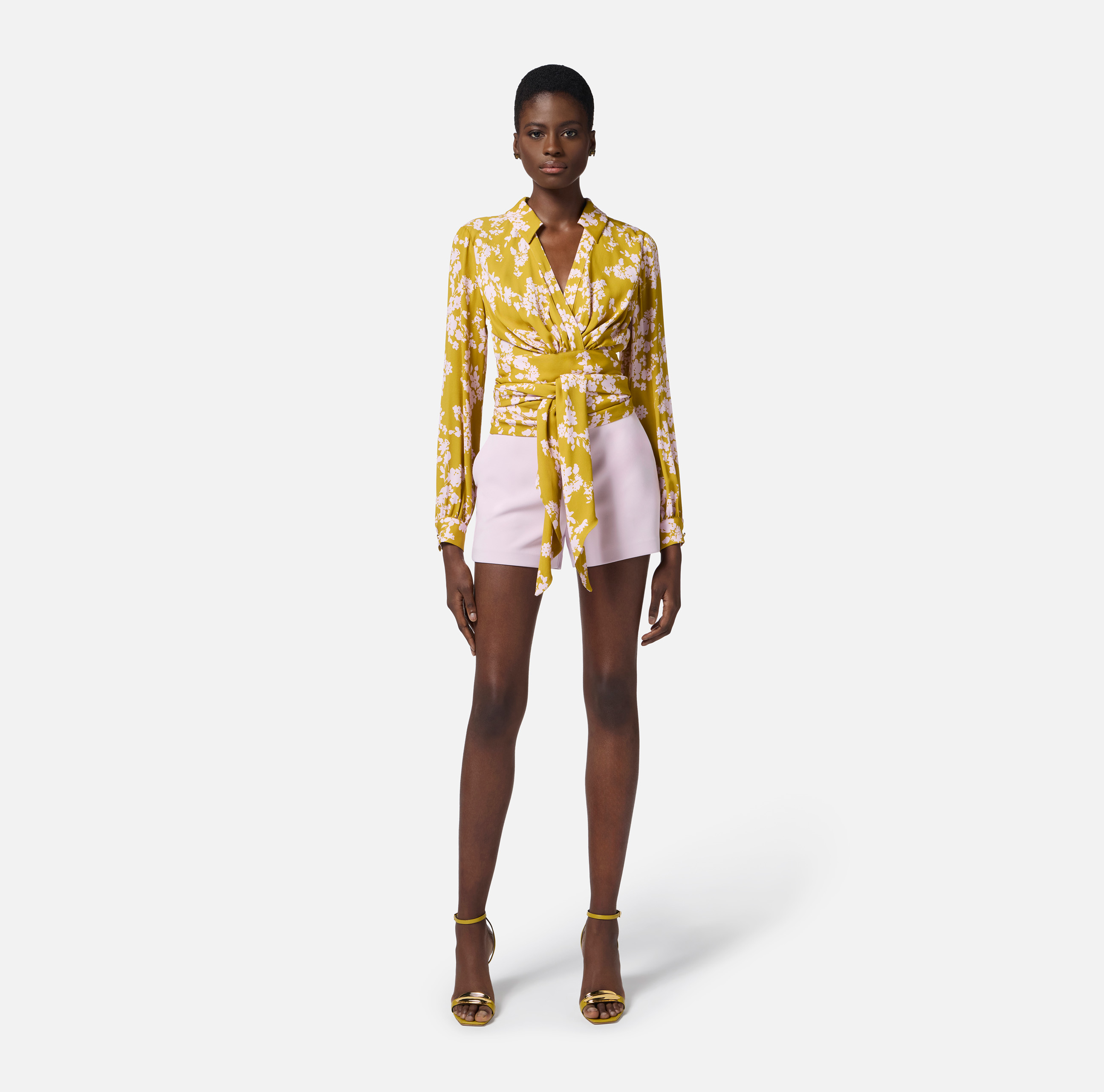 Tシャツ・カットソー ELISABETTA FRANCHI Printed silk voile blouse Elisabetta Franchi floral-print Silk Blouse | Neutrals