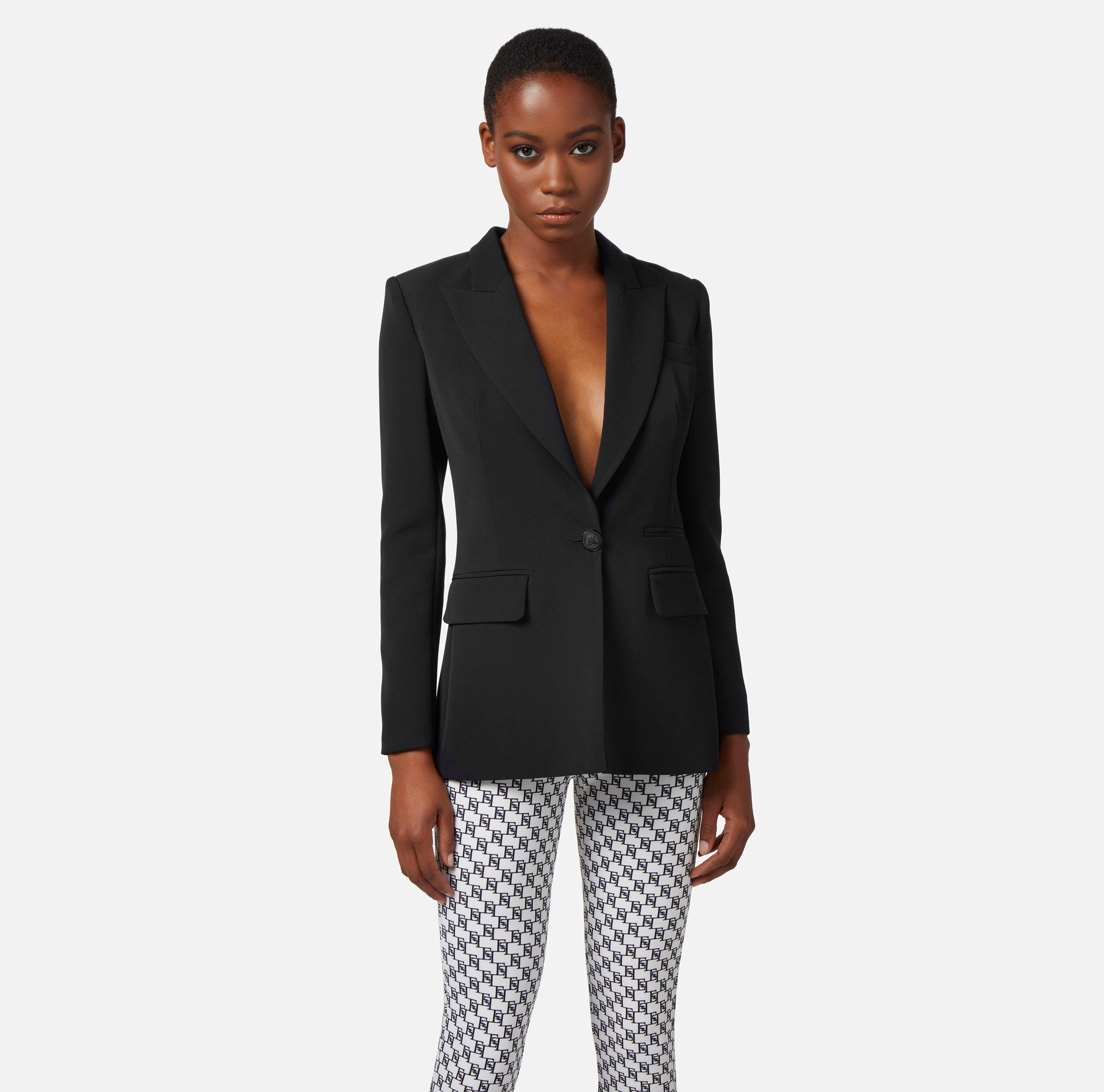 Lightweight crêpe jacket with shawl lapel