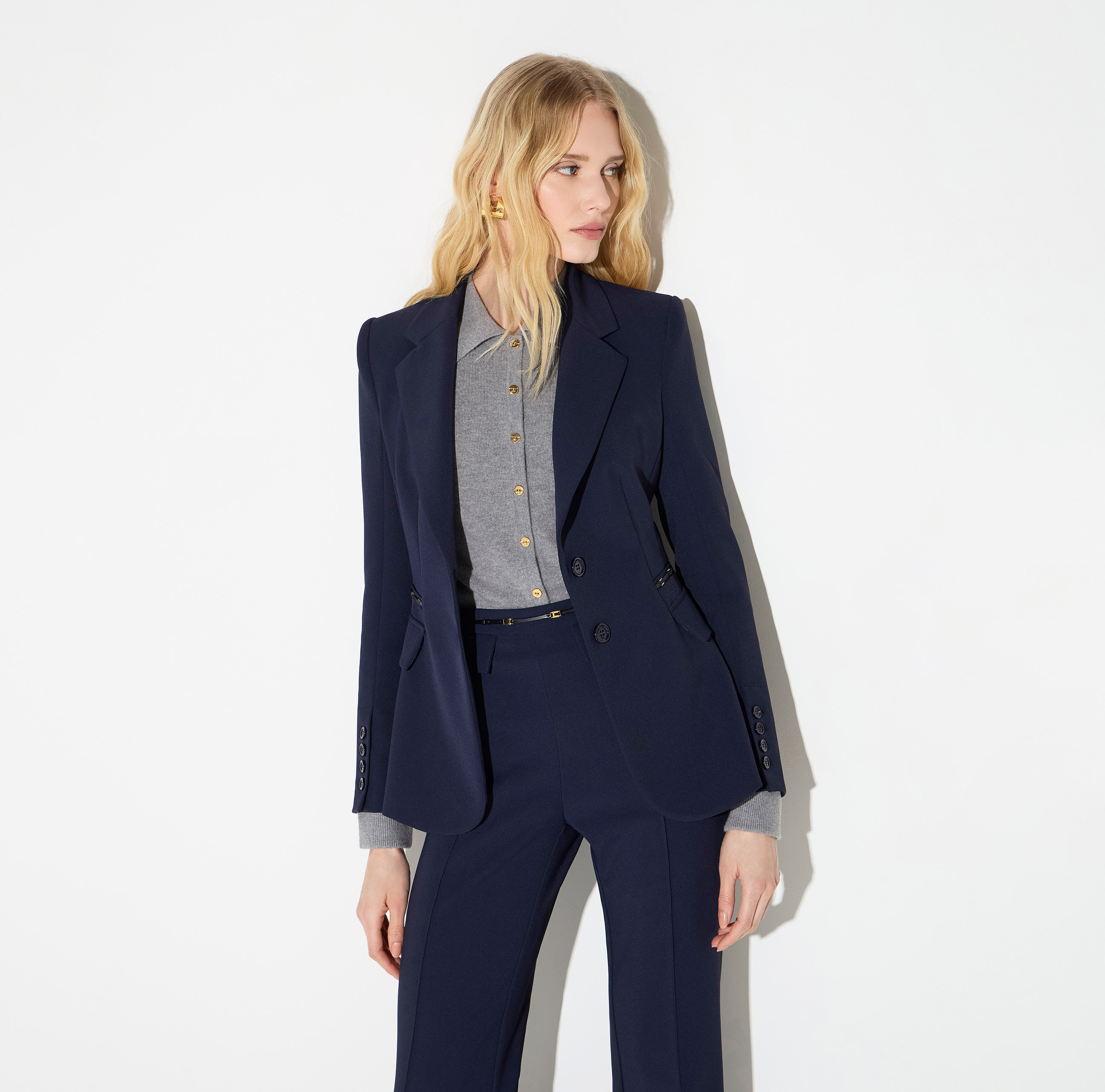 Elisabetta Franchi テーラードジャケット ネイビー 38 Jacket in double layer stretch crêpe fabric | Elisabetta Franchi