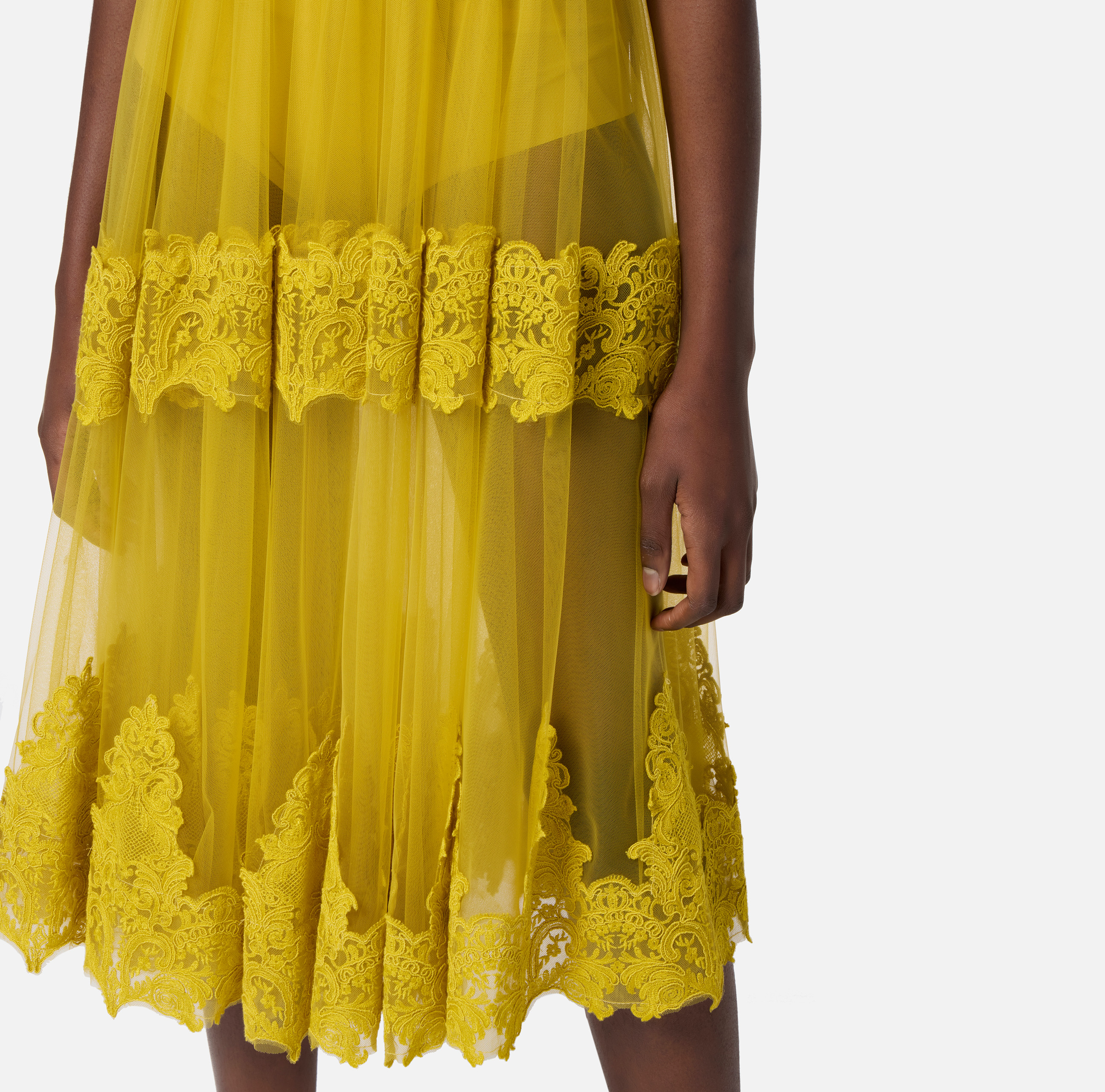 スカート ELISABETTA FRANCHI TULLE SKIRT WITH LACE DECORATIONS Elisabetta Franchi Tulle Skirt With Lace Decorations