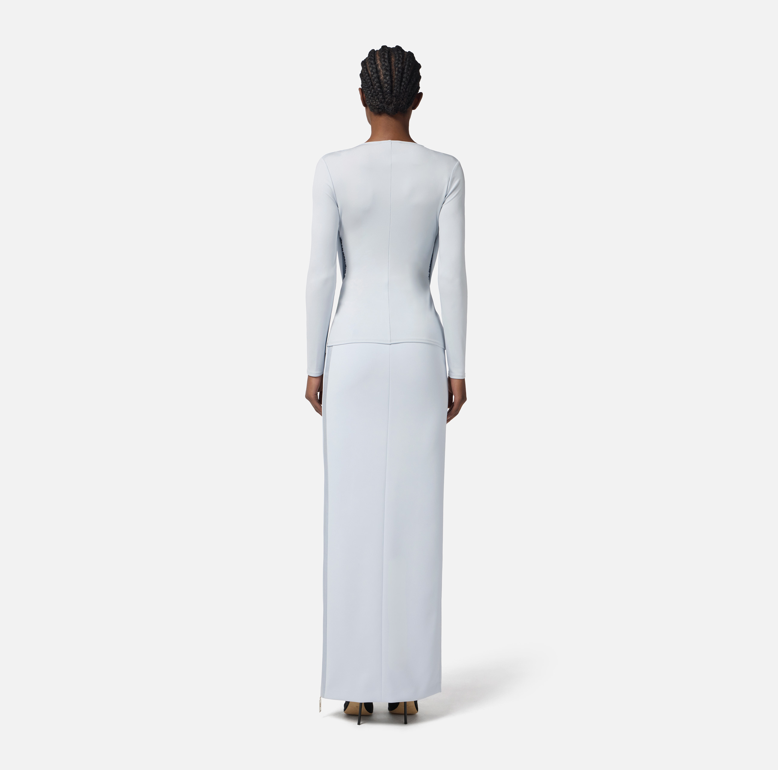 Skirt in lightweight crêpe fabric with tuxedo details