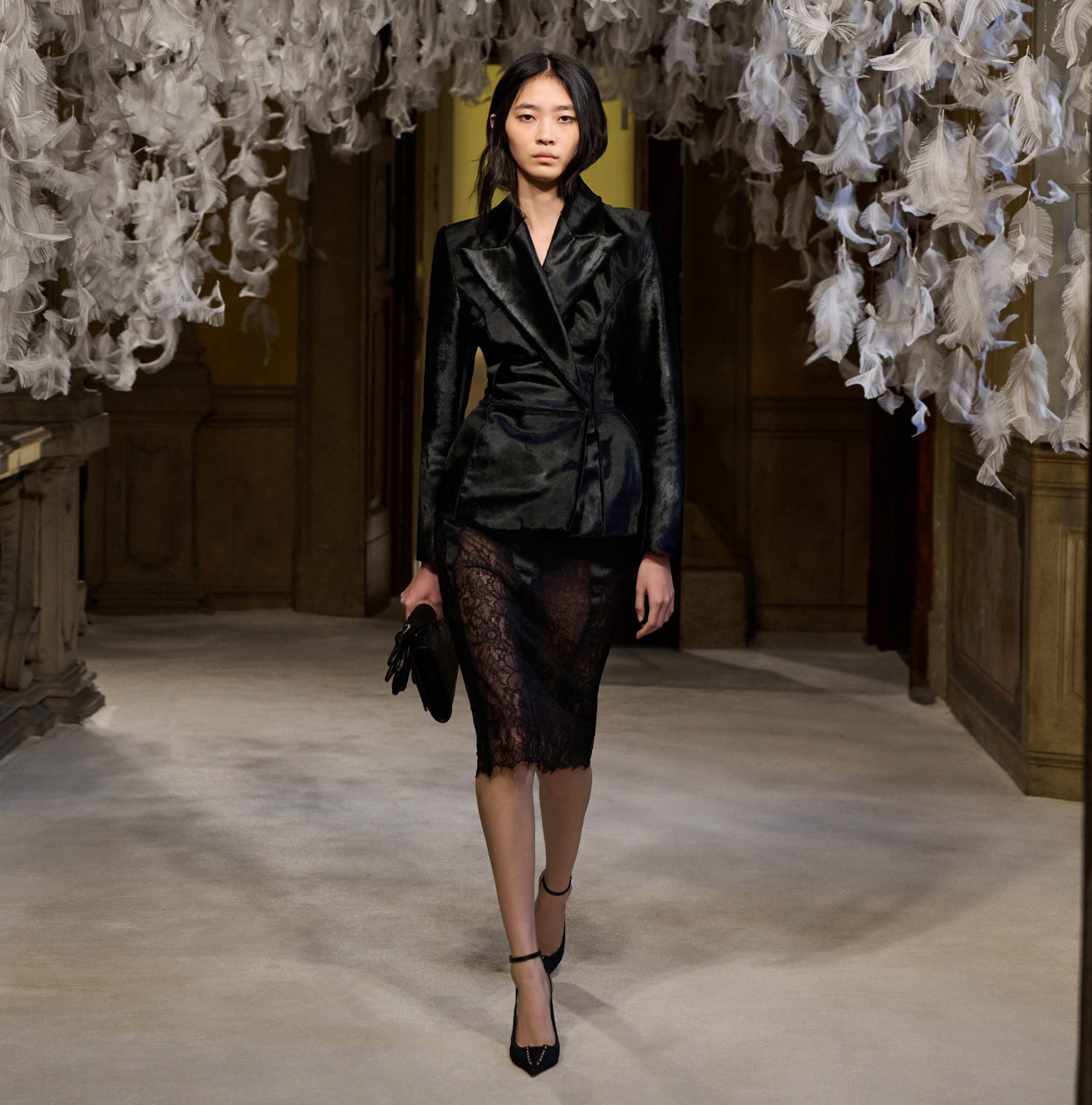 ELISABETTA FRANCHI フレアスカート ブラック Skirt in floral lace | Elisabetta Franchi