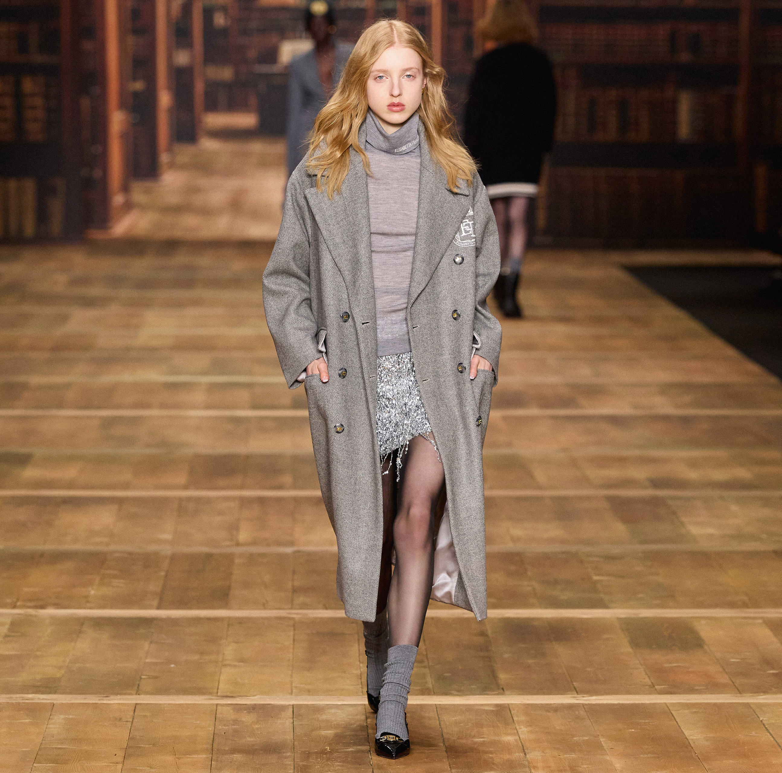 Miniskirt tulle embroidered with sequin fringes | Elisabetta