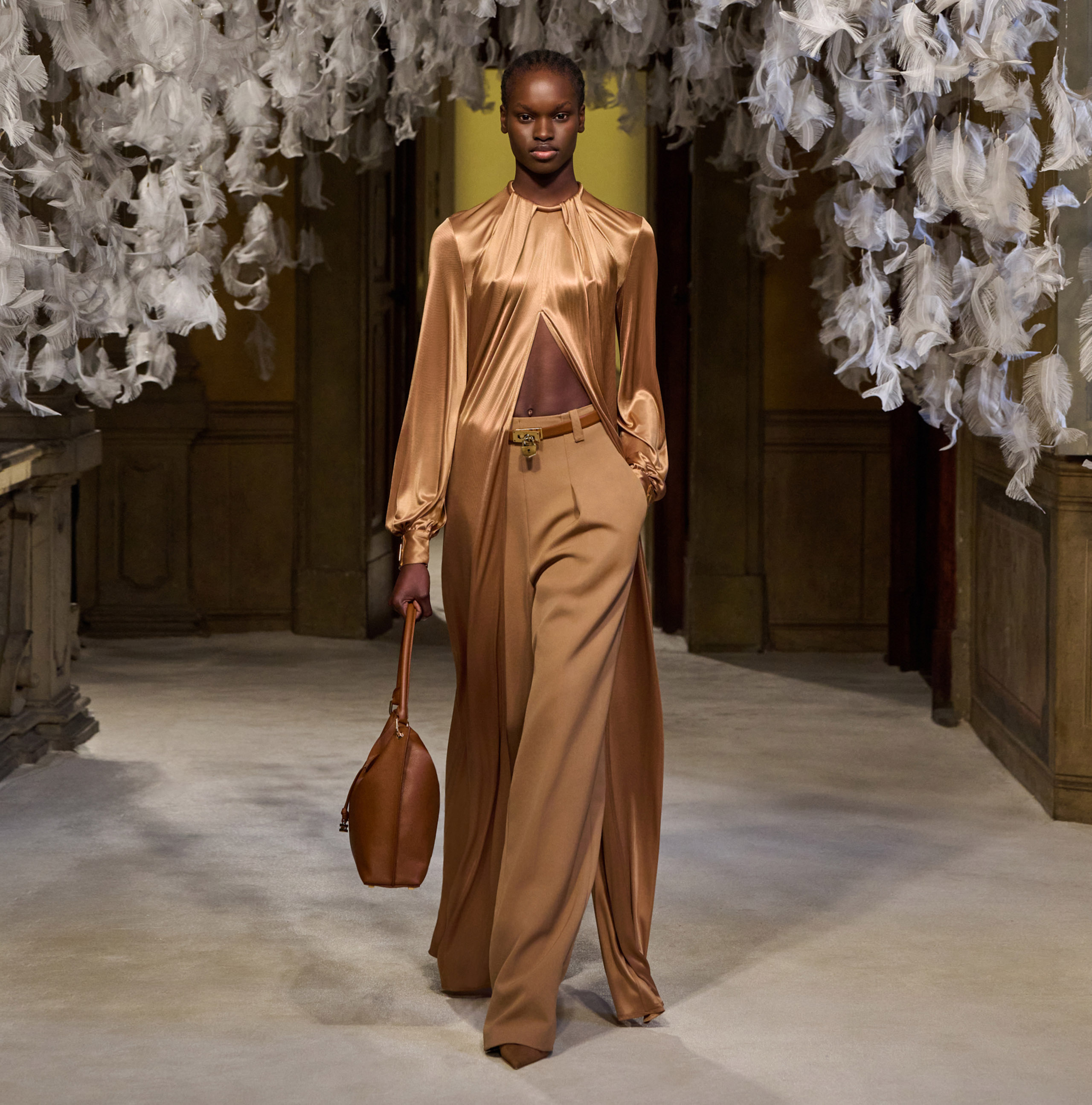 Blouse in shiny jersey fabric | Elisabetta Franchi