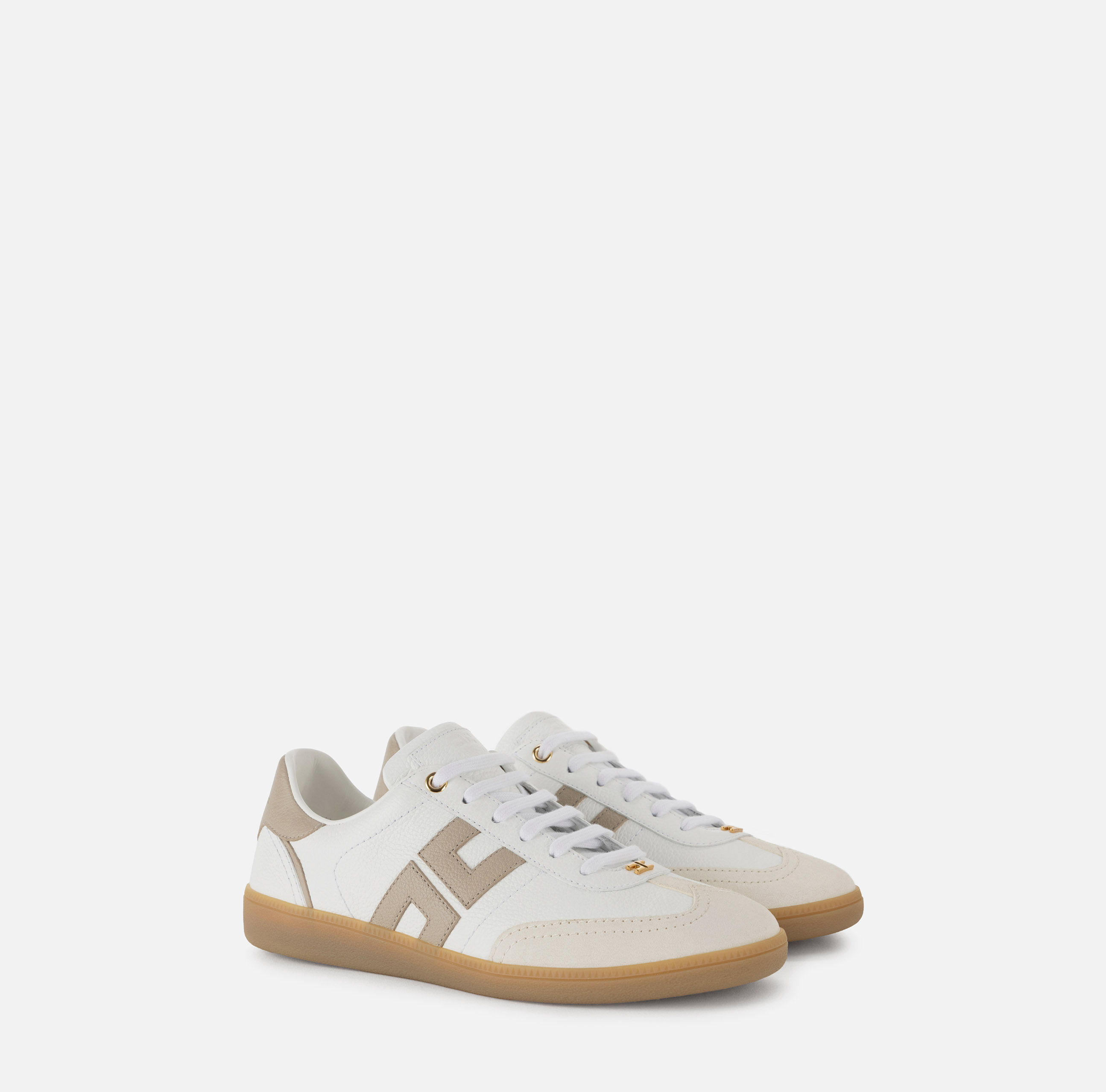 スニーカー ELISABETTA FRANCHI LEATHER SNEAKERS WITH LOGO DETAIL Leather sneakers with logo detail | Elisabetta Franchi