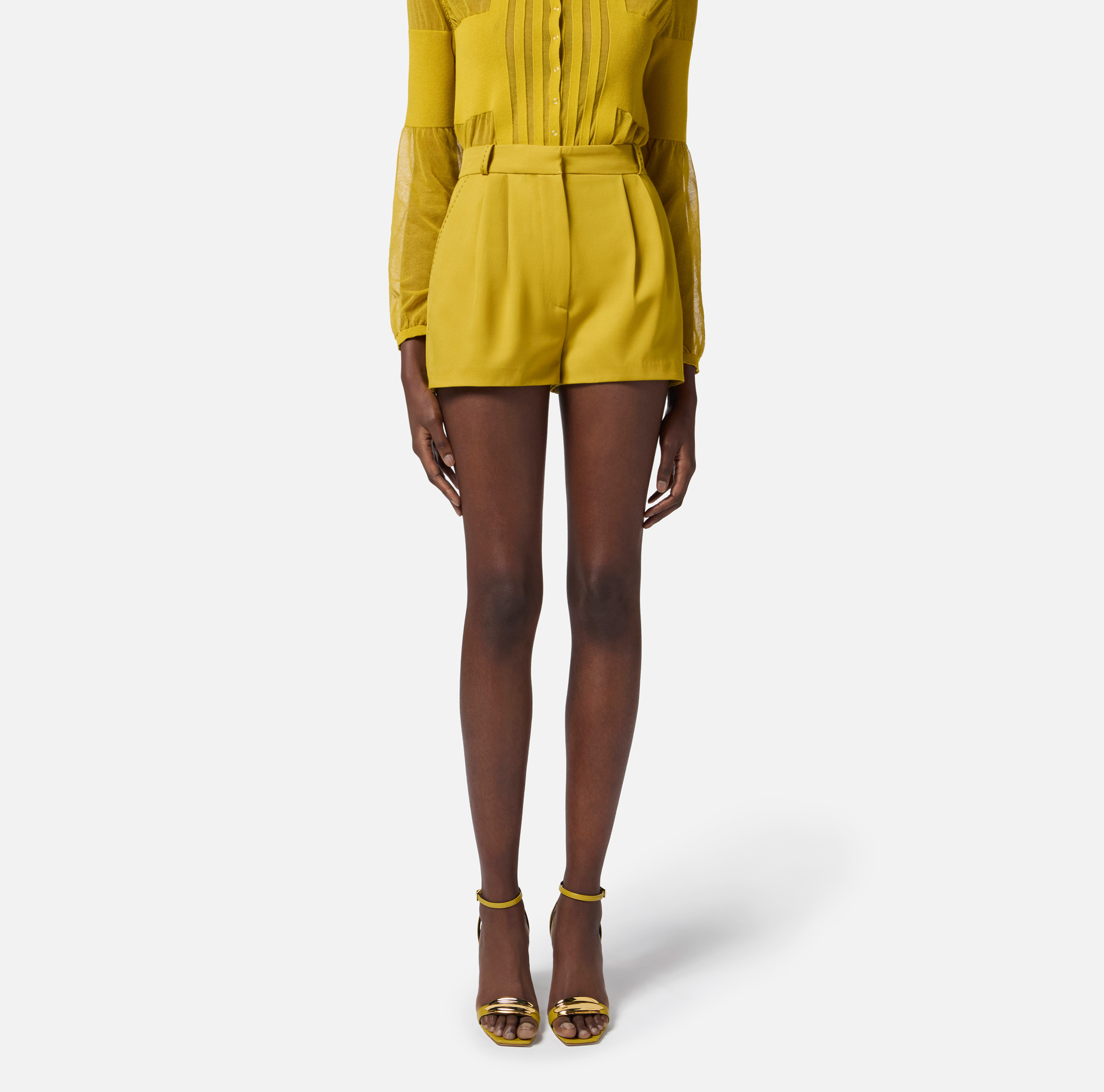 ショートパンツ ELISABETTA FRANCHI Woman Short Yellow SH001 DC6 ELISABETTA FRANCHI/エリザベッタフランキ ショートパンツ【公式