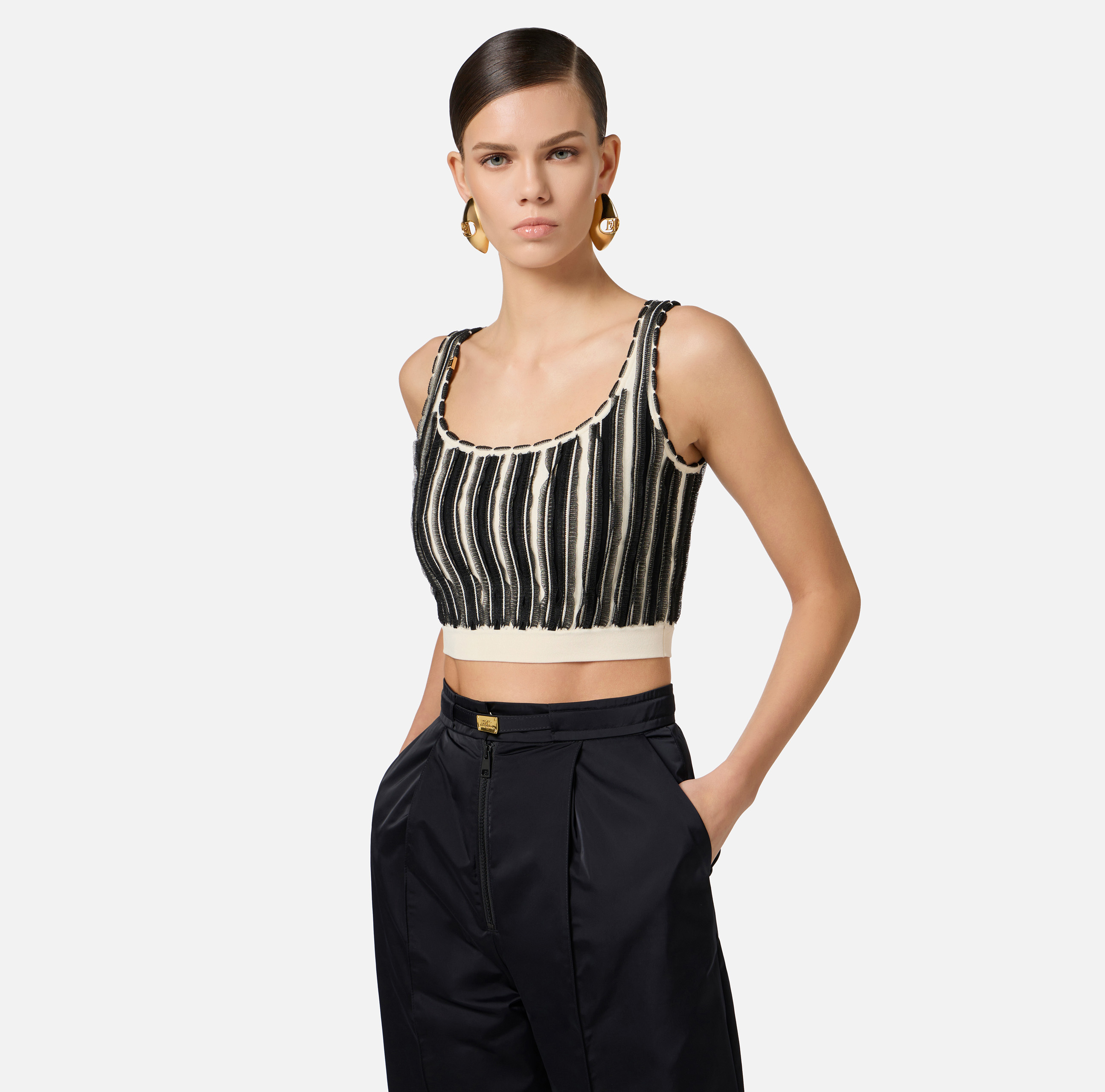 【ELISABETTA FRANCHI】関税込☆コットン ショーツ ストライプ Viscose top with micro-ruffles | Elisabetta Franchi