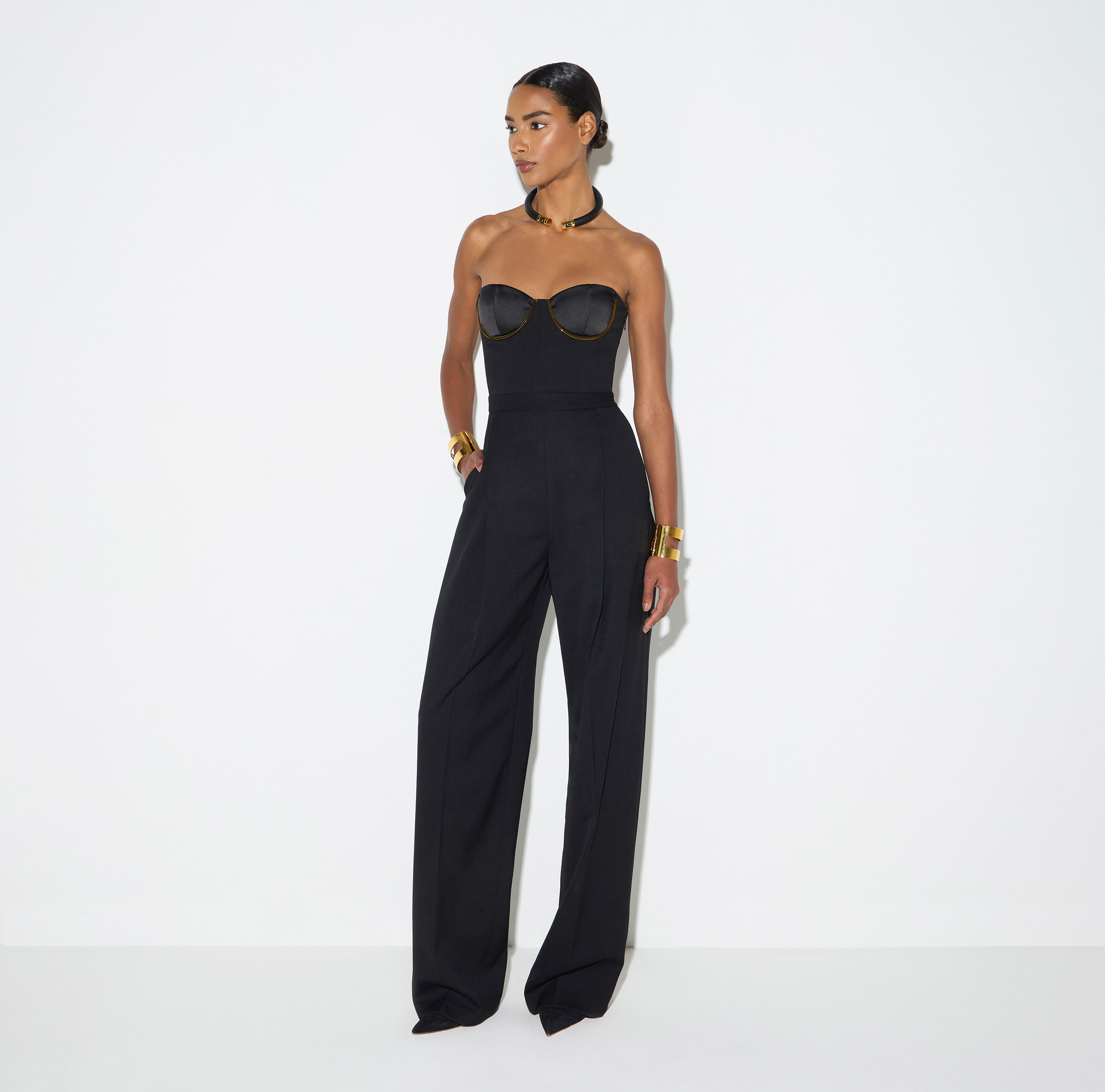 ELISABETTA FRANCHI タキシード風 ジャンプスーツ Jumpsuit in gabardine fabric with jewel cups | Elisabetta Franchi