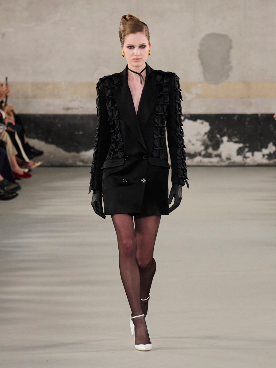 SS25 LOOK 1 - Elisabetta Franchi