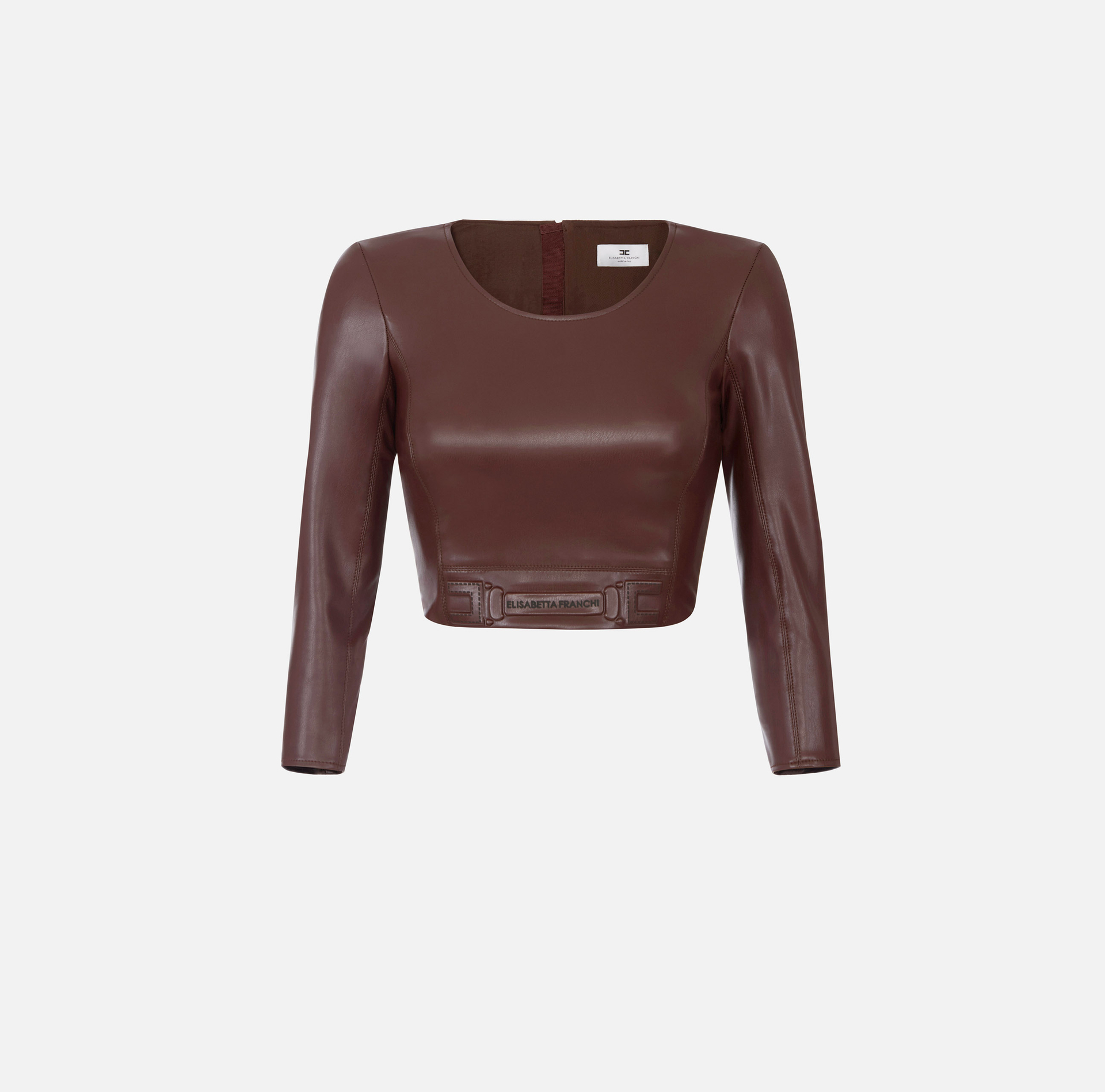 Top con logo embossed
