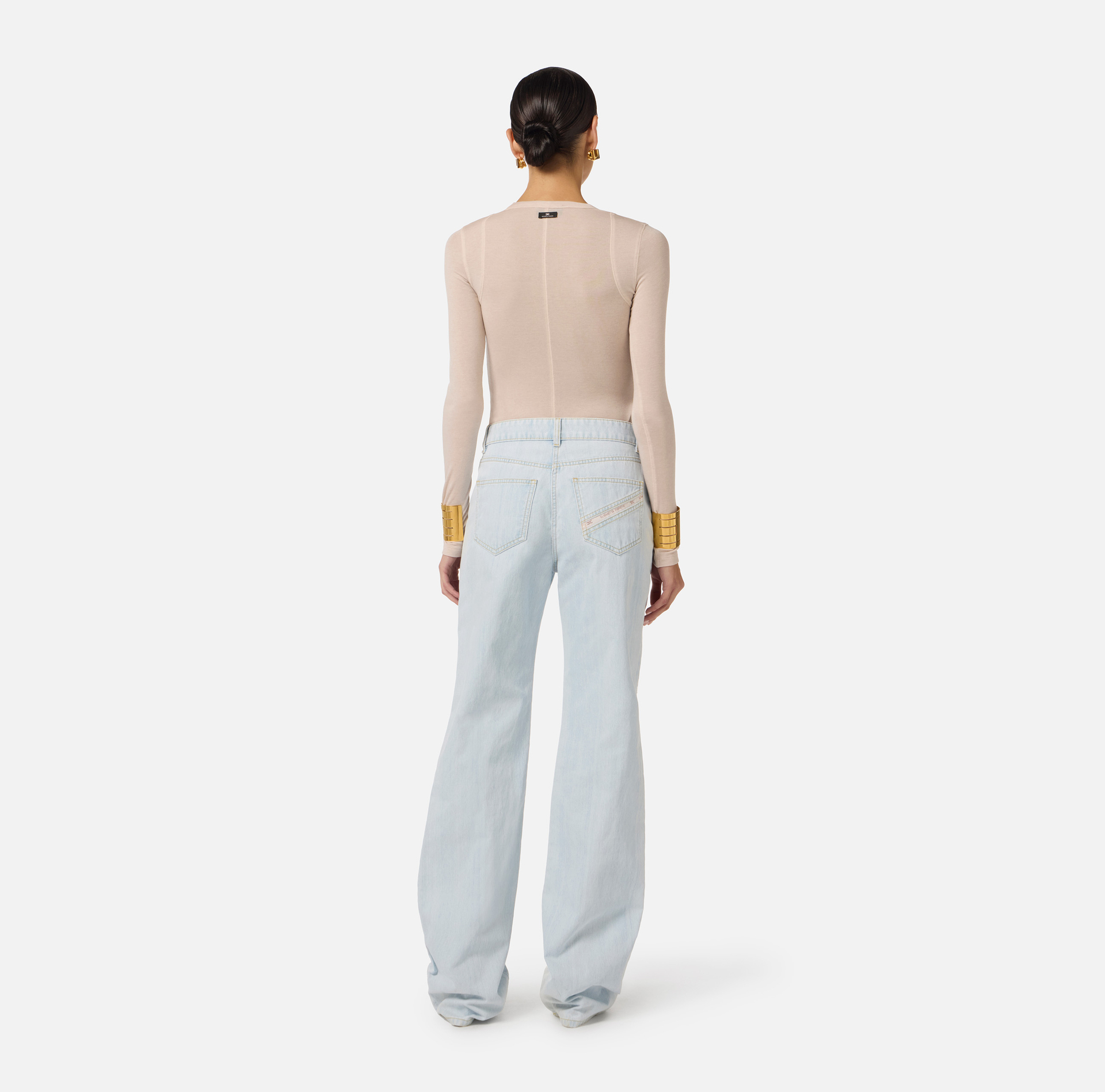 Sweter z lekkiego dżerseju z wyszywanym logo - Elisabetta Franchi