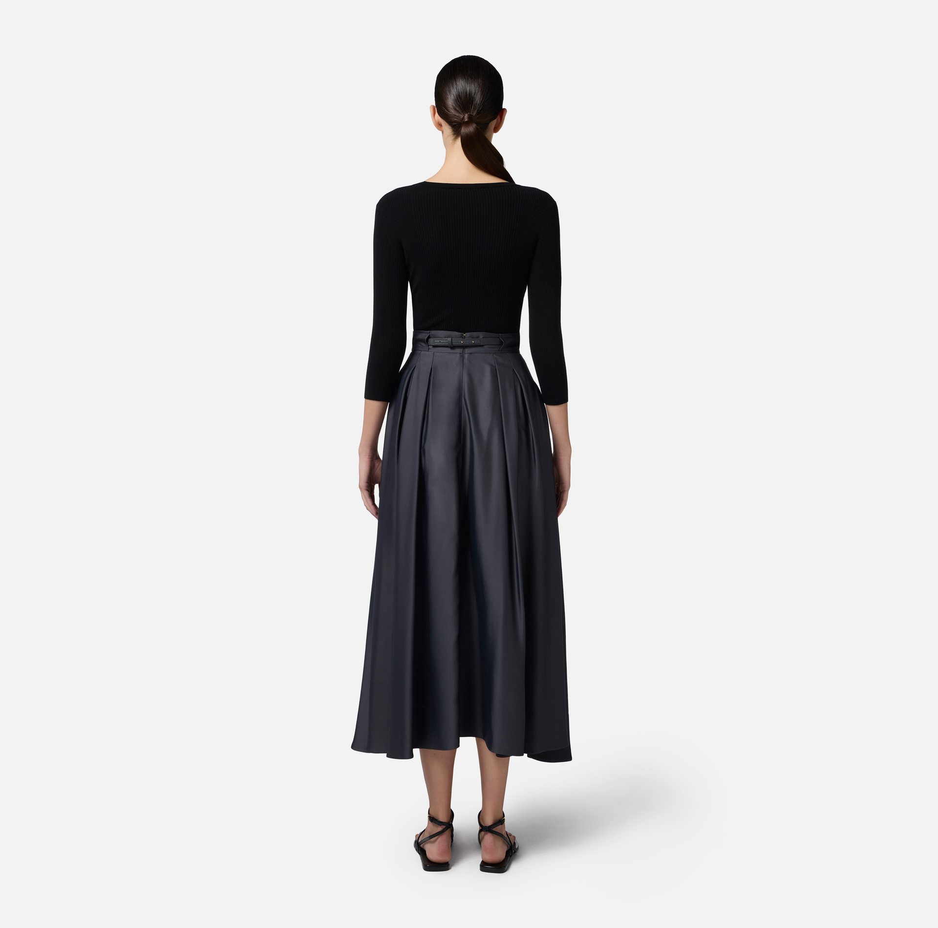 Sweter z mikro prążkowaniem z kieszonką - Elisabetta Franchi