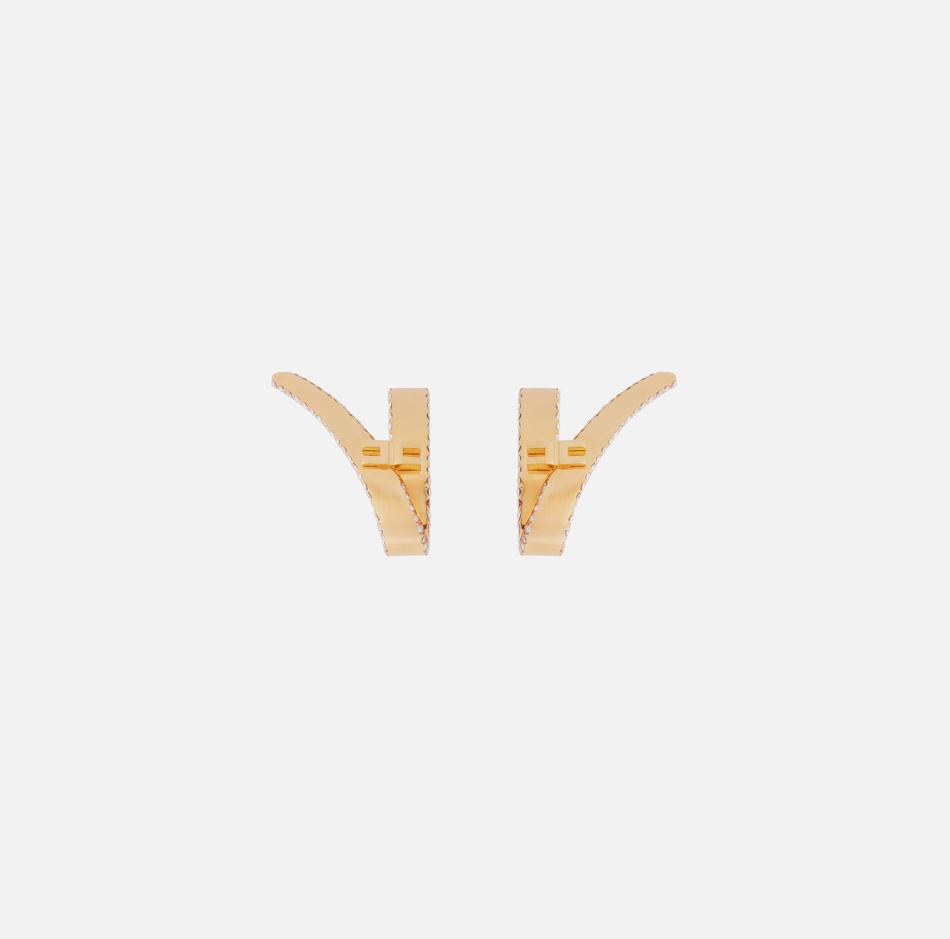 Orecchini earcuff con dettaglio logo