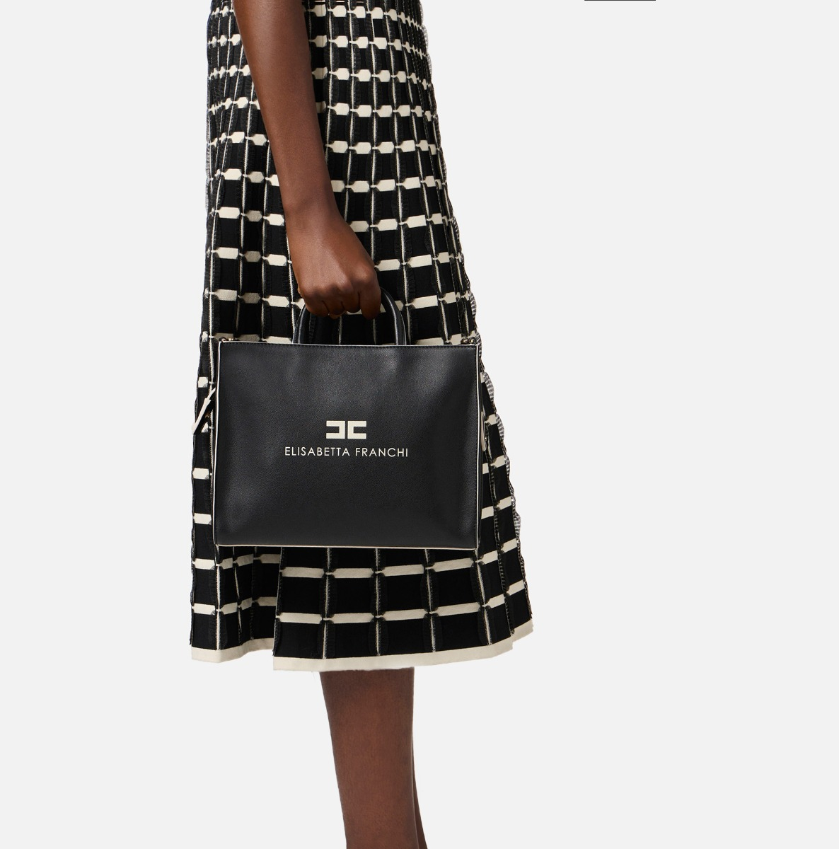 24/7 Sac 12/16 - Elisabetta Franchi