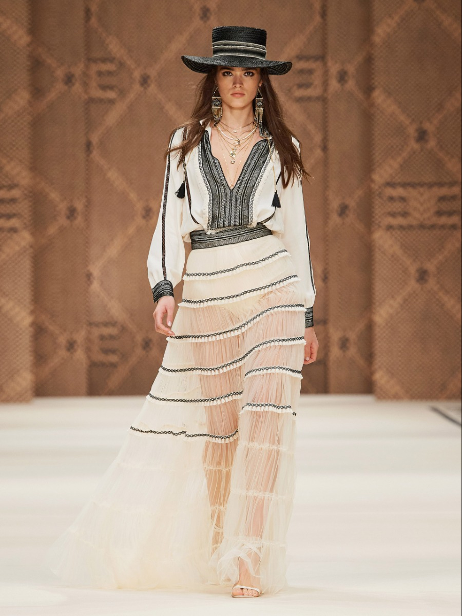 SS23 LOOK1 - Elisabetta Franchi