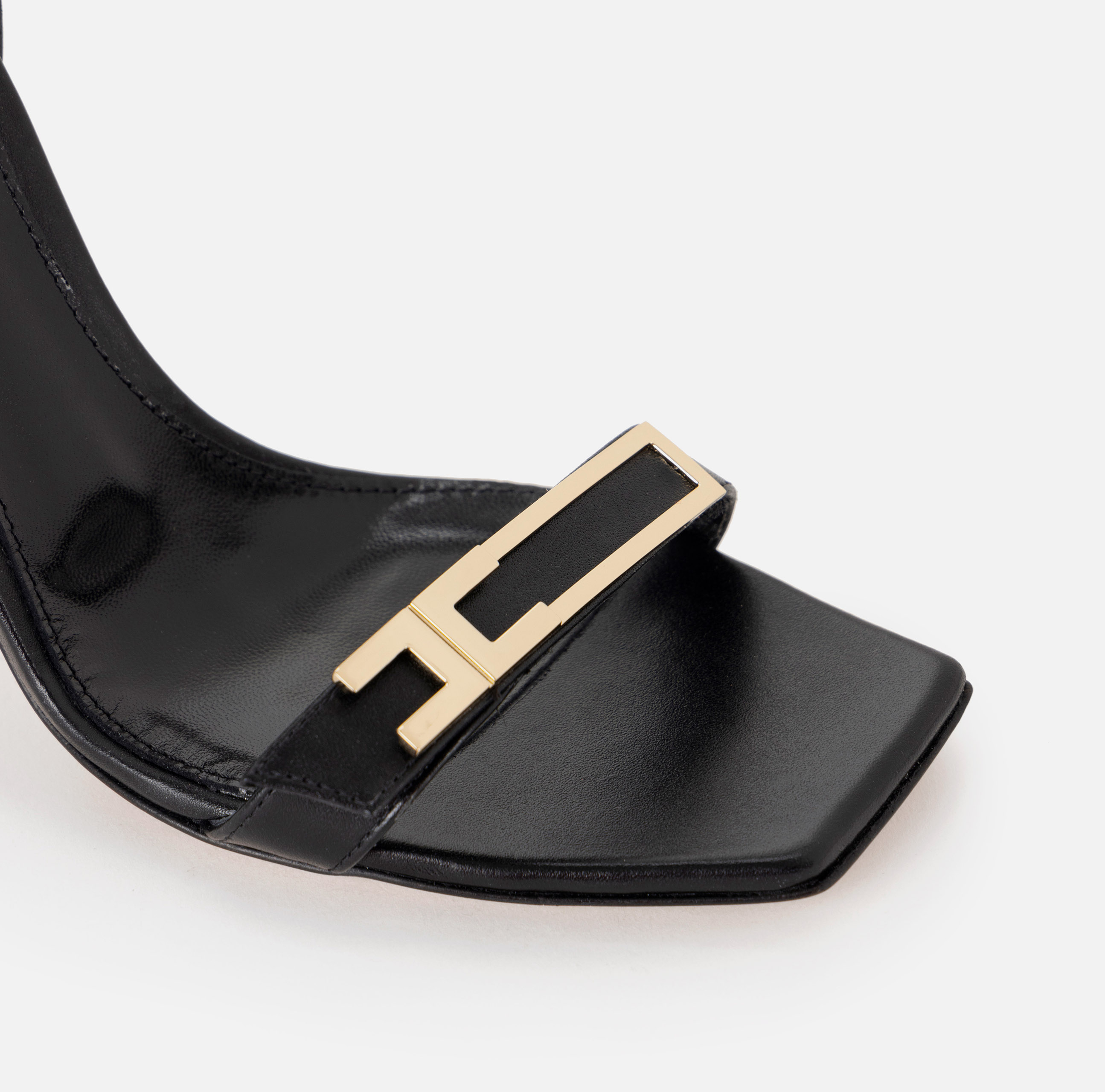Leather sandals with logo plaque - Elisabetta Franchi