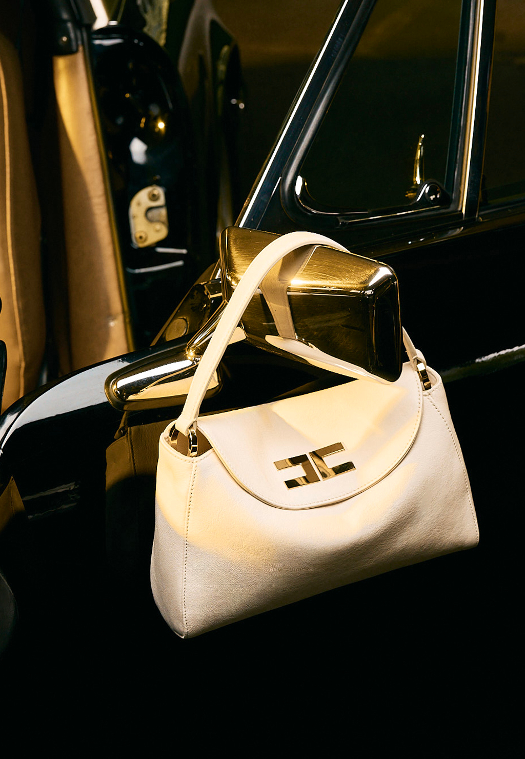 Avenue Bag Collection, the perfect bag | Elisabetta Franchi